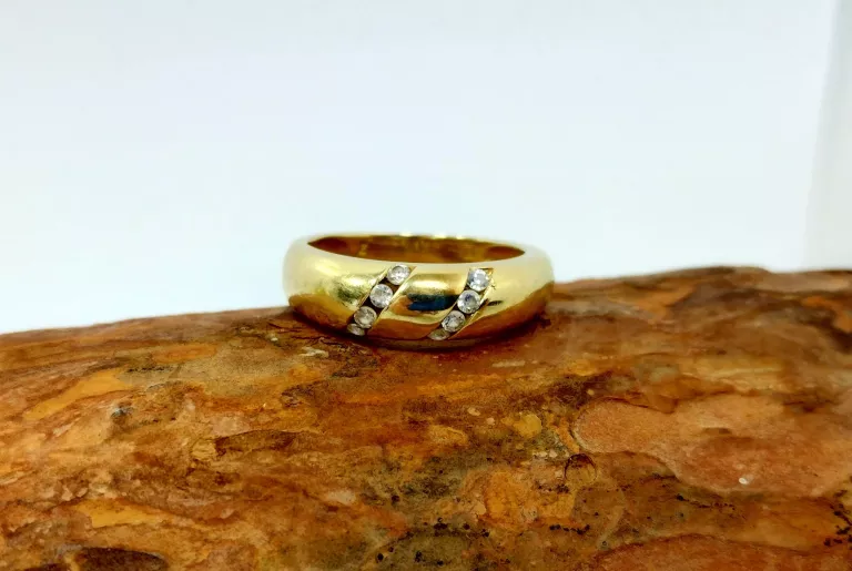 zloty-pierscionek-z-cyrkoniami-585-324-g-rozmiarsrednica-wew-mm-201900