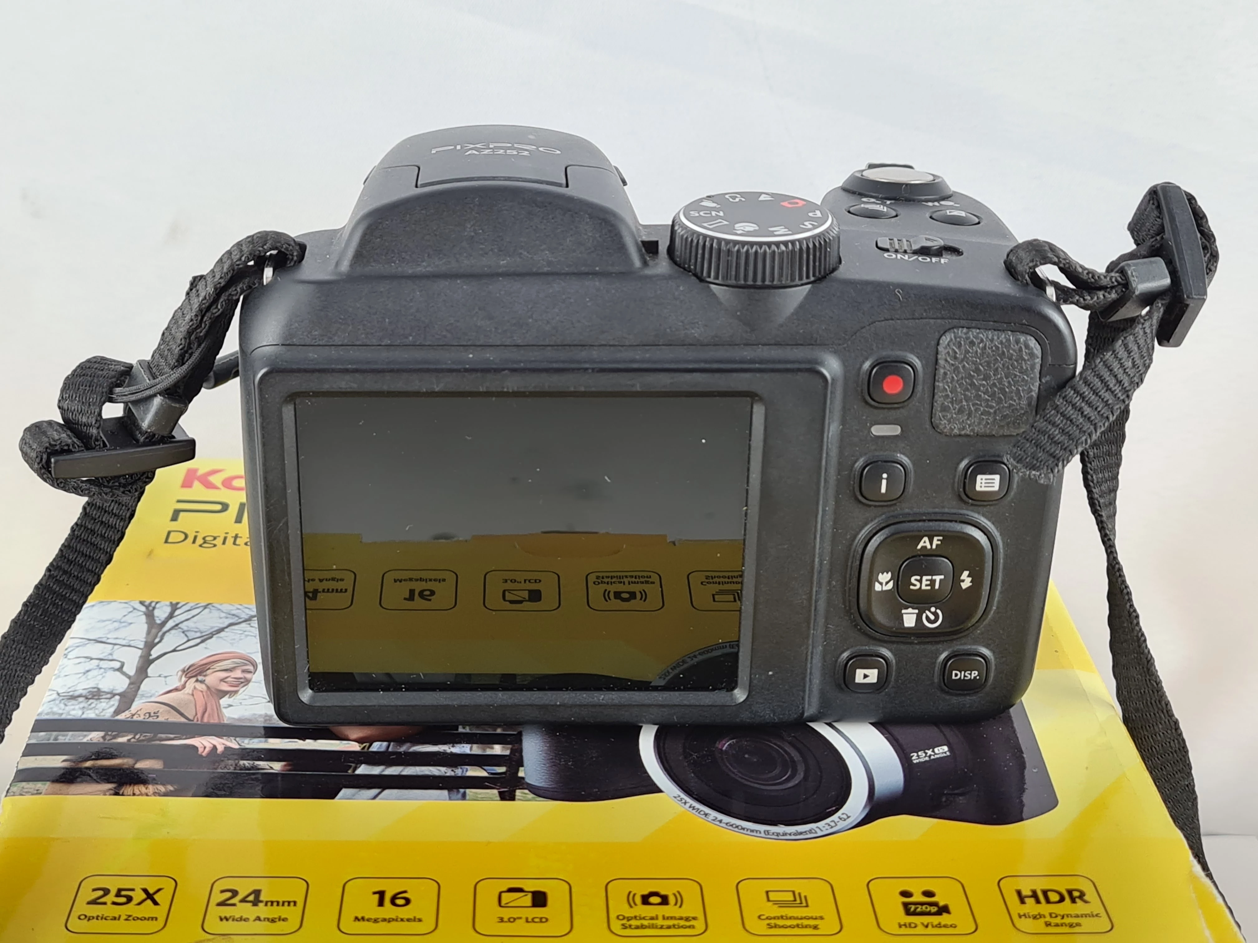 aparat-kodak-pixpro-az252-okazja-stan-uzywany