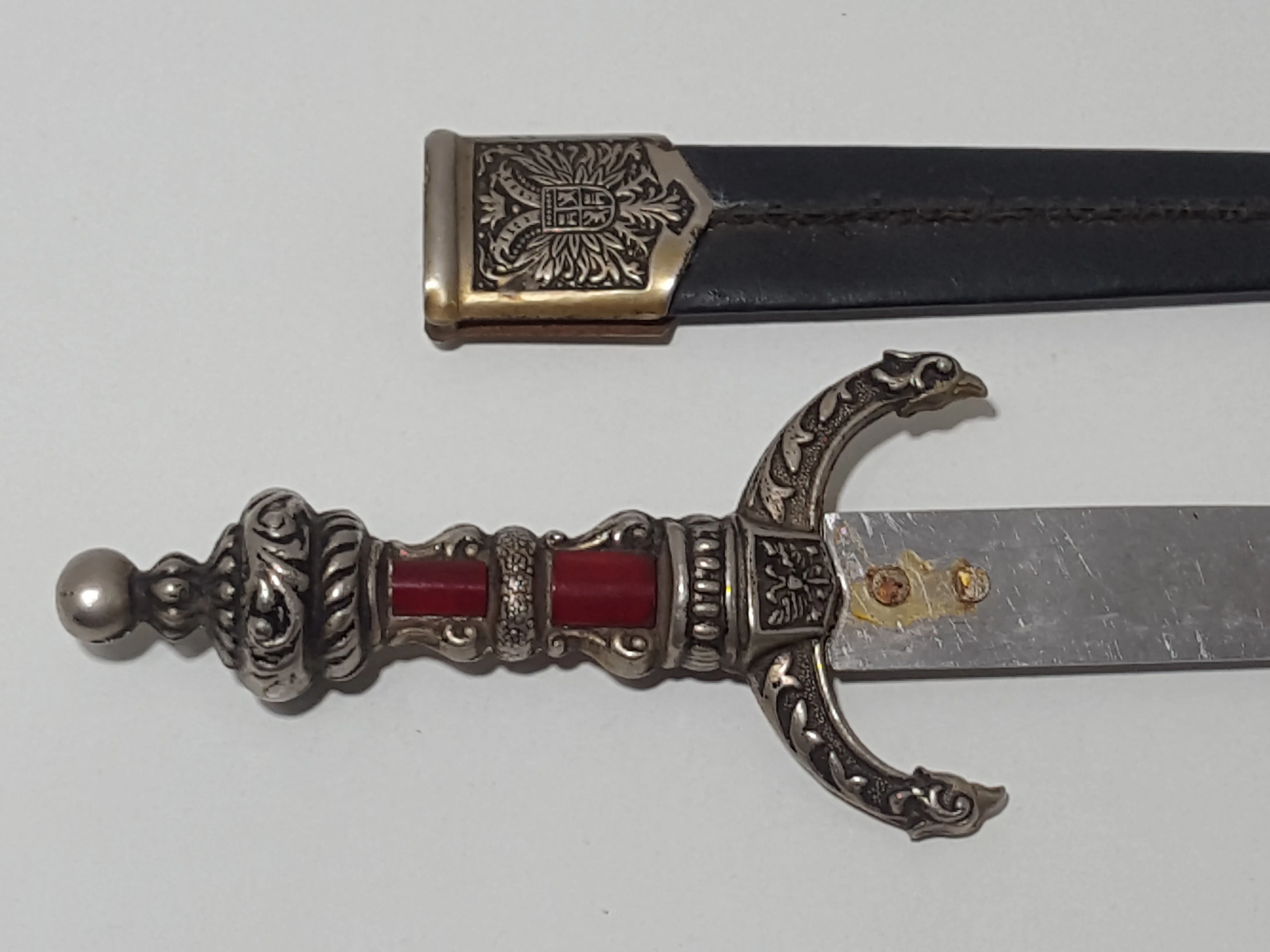 noz-do-papieru-ozdobny-kod-producenta-0000