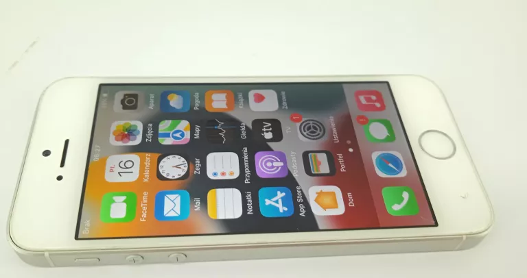 telefon-iphone-se-2128-gb-kolor-bialy