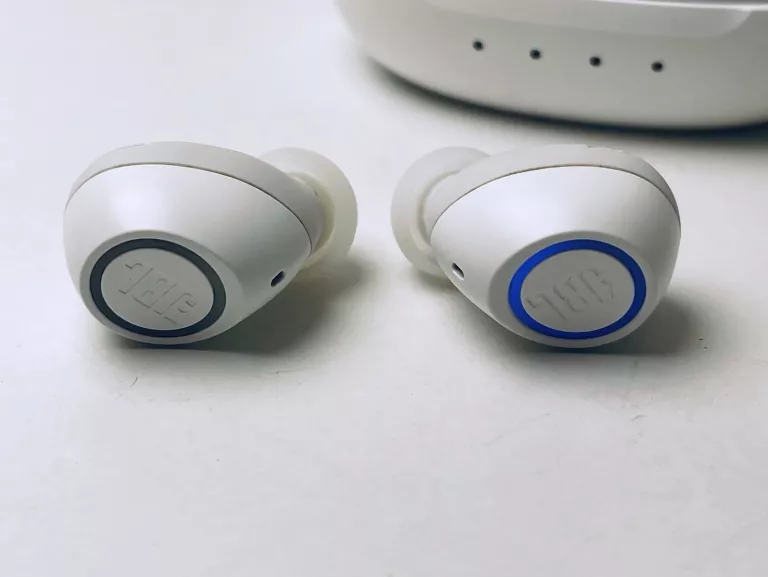 SŁUCHAWKI JBL FREE 2