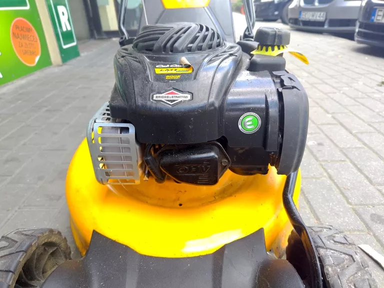 KOSIARKA SPALINOWA Z NAPĘDEM CUB CADET LM1 AR46