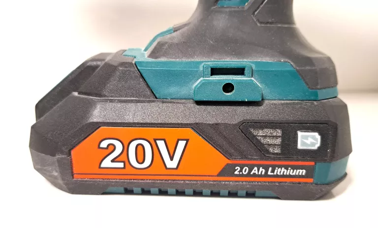 nac-wkretarka-akumulatorowa-cdb2-li-20v-walizka-kod-producenta-cdb2-li-20v