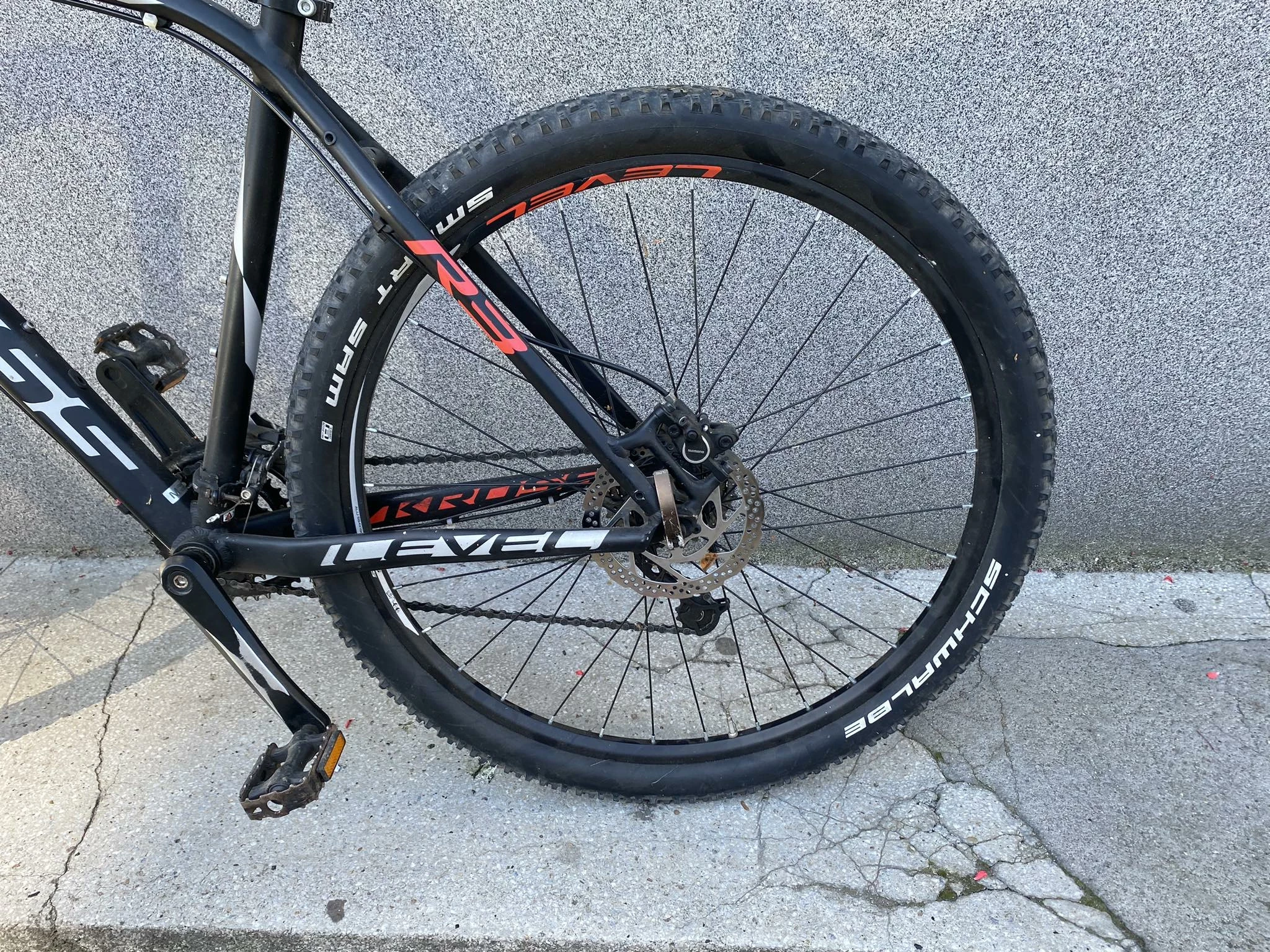 rower-kross-level-r3-2016-rozmiar-ramy-21-cali