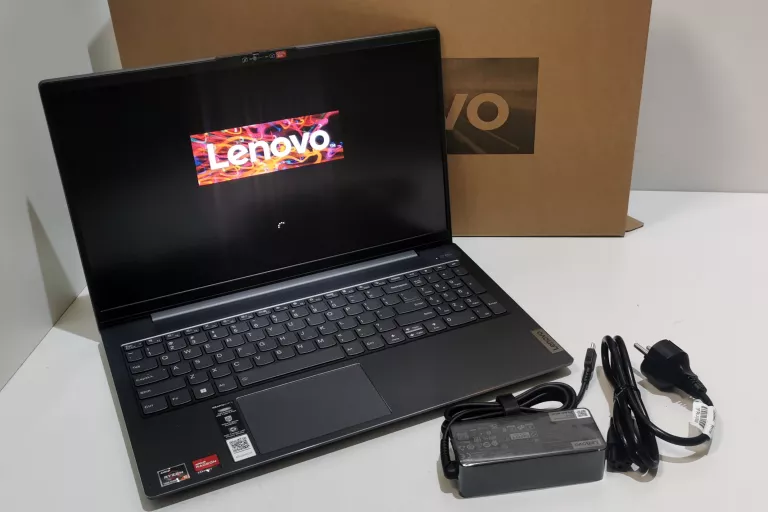 LAPTOP LENOVO IDEAPAD 5 15ABA7