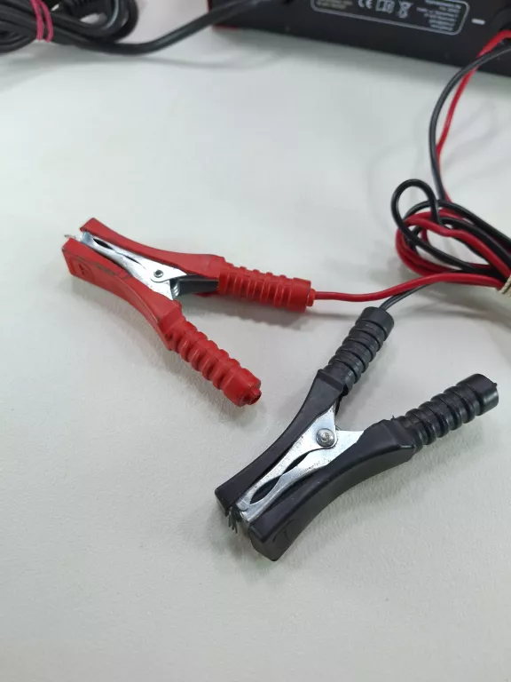 prostownik-geko-g80020-product-id-b1487f83-6750-46aa-9799-83d3ffa8b52a