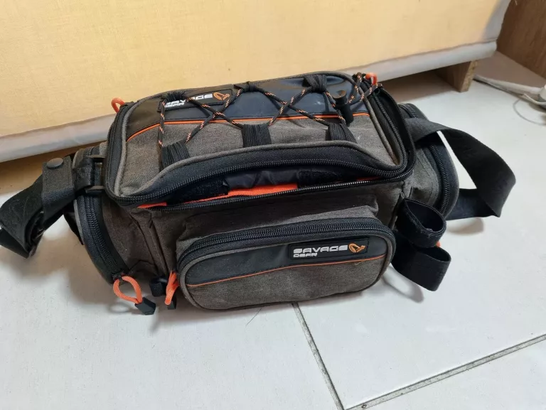 TORBA WĘDKARSKA SAVAGE GEAR + AKCESORIA