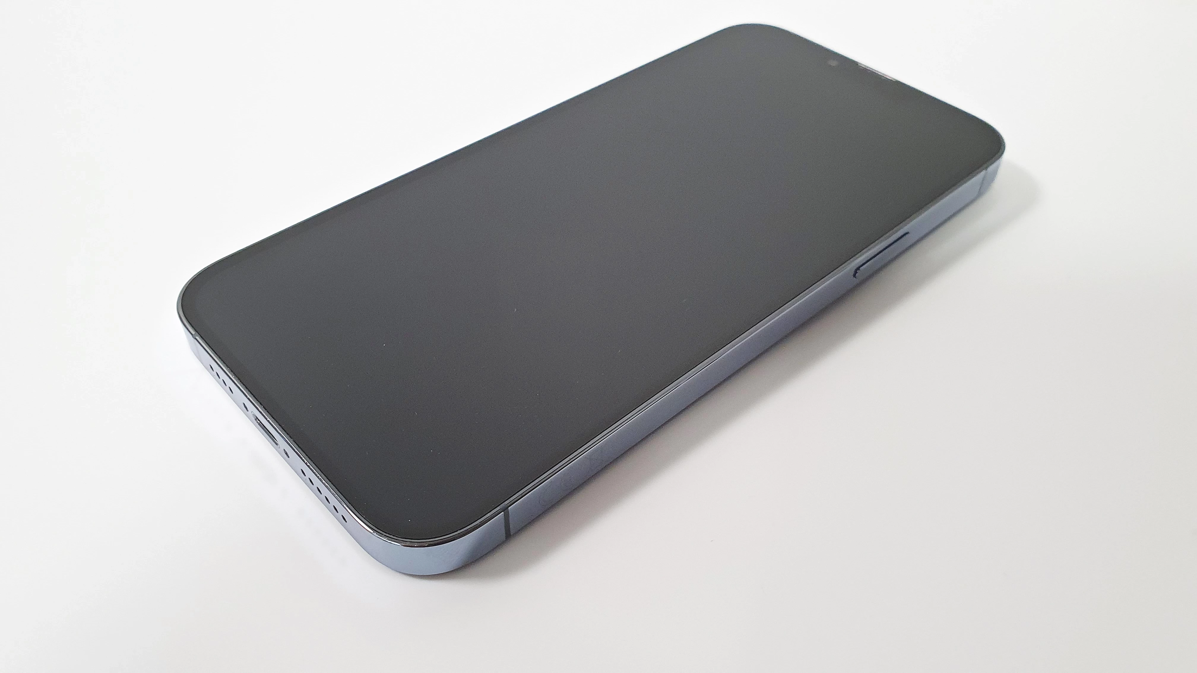 apple-iphone-13-pro-max-256gb-super-stan-typ-smartfon