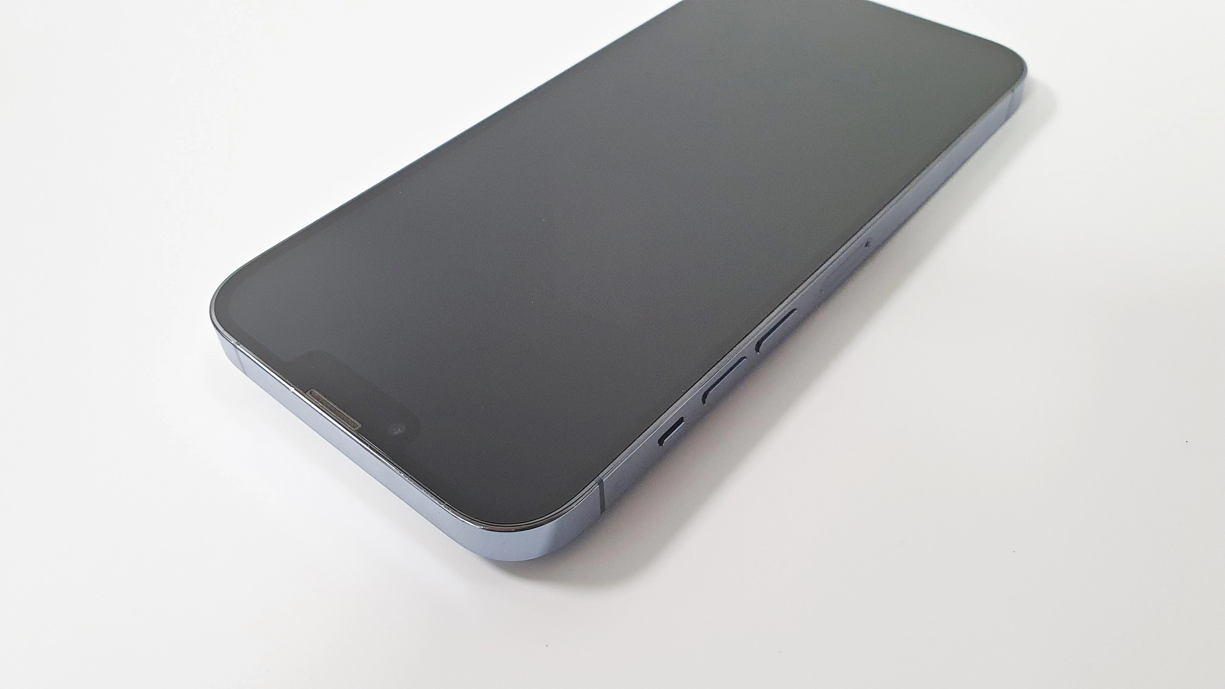 apple-iphone-13-pro-max-256gb-super-stan-pamiec-ram-6-gb