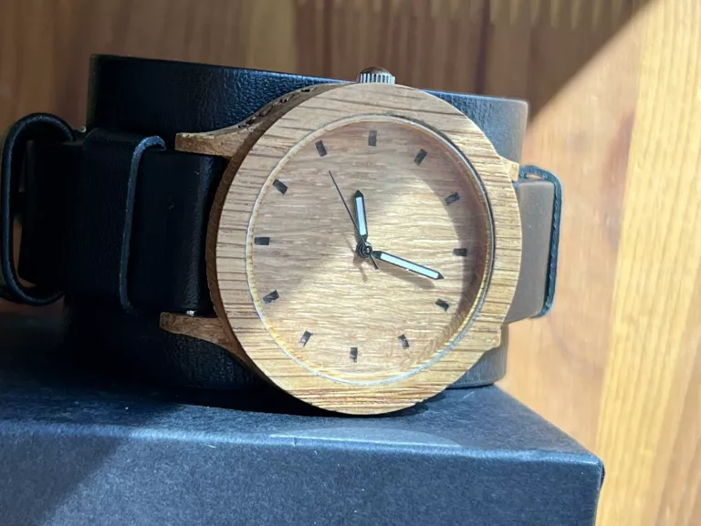 DREWNIANY ZEGAREK WOODLANS UNISEX ANALOG PASEK