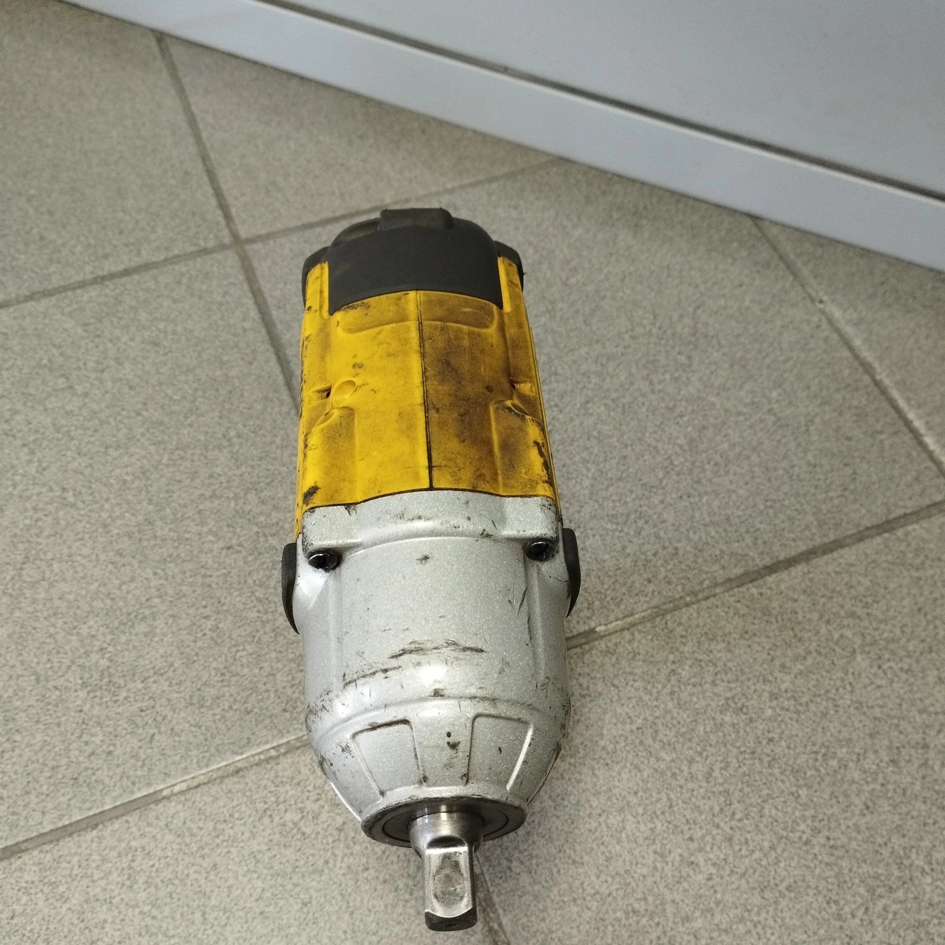 klucz-udarowy-dewalt-dcf899-caly-zestaw-rodzaj-klucz-udarowy