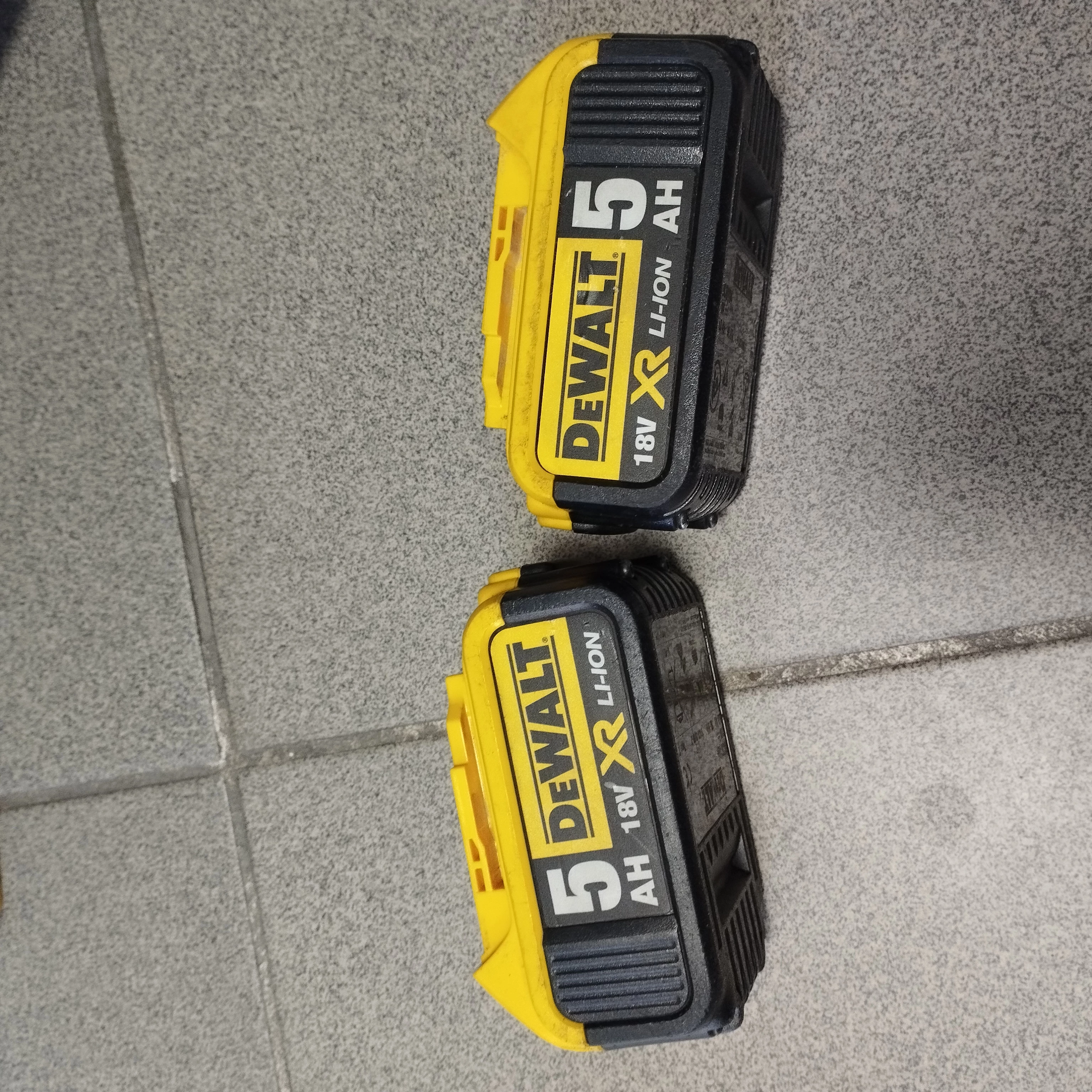 klucz-udarowy-dewalt-dcf899-caly-zestaw-wyszynskiego-243-gniezno