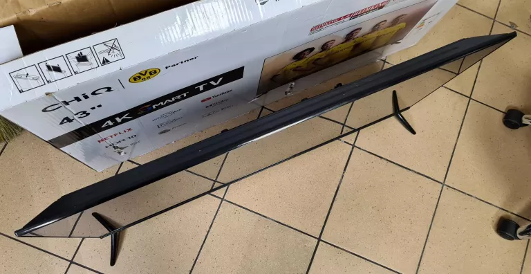 telewizor-led-smart-tv-43-chiq-u43h7l-4k-uhd-kod-producenta-u43h7c