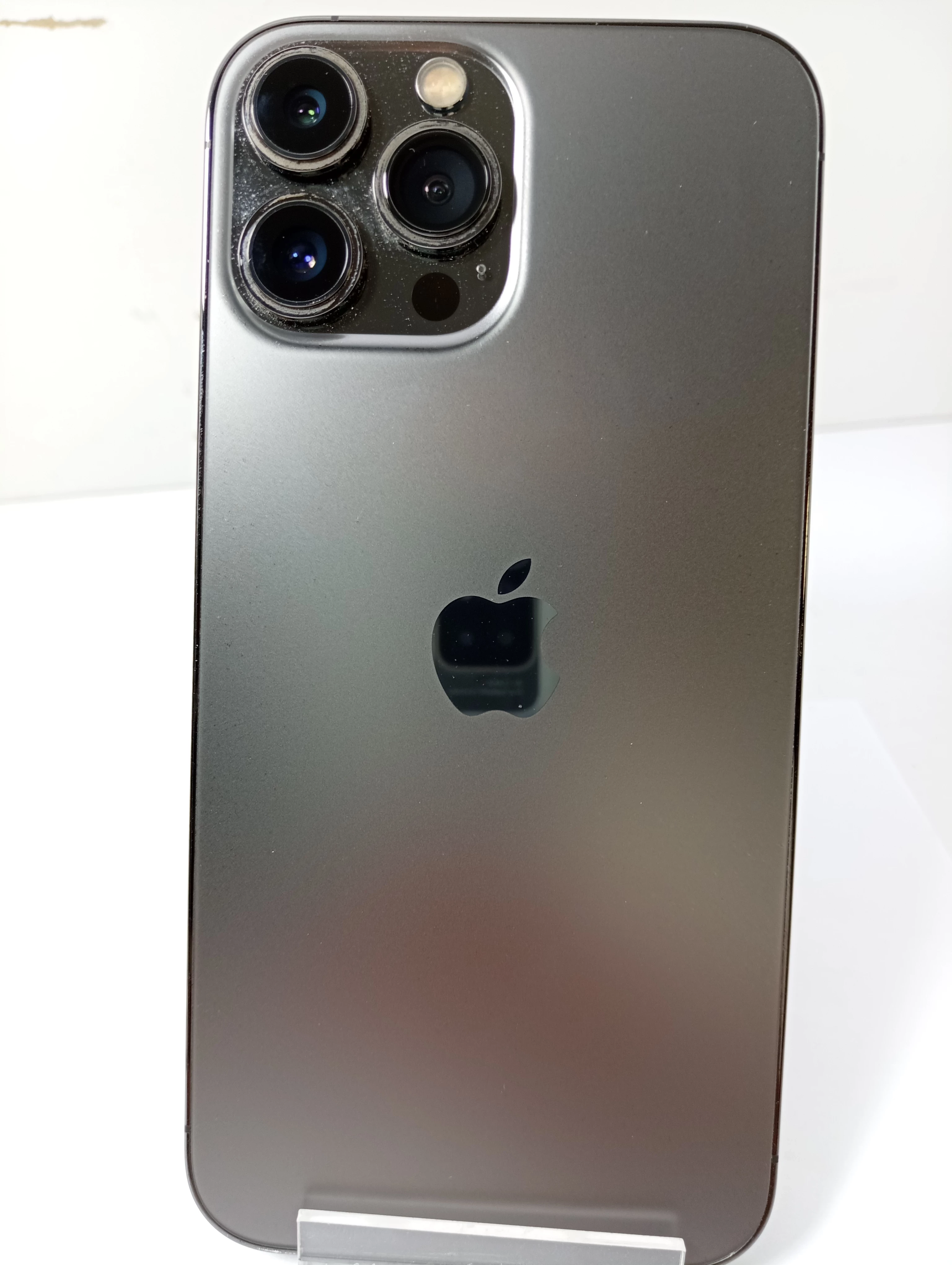 telefon-iphone-13-pro-max-przekatna-ekranu-67