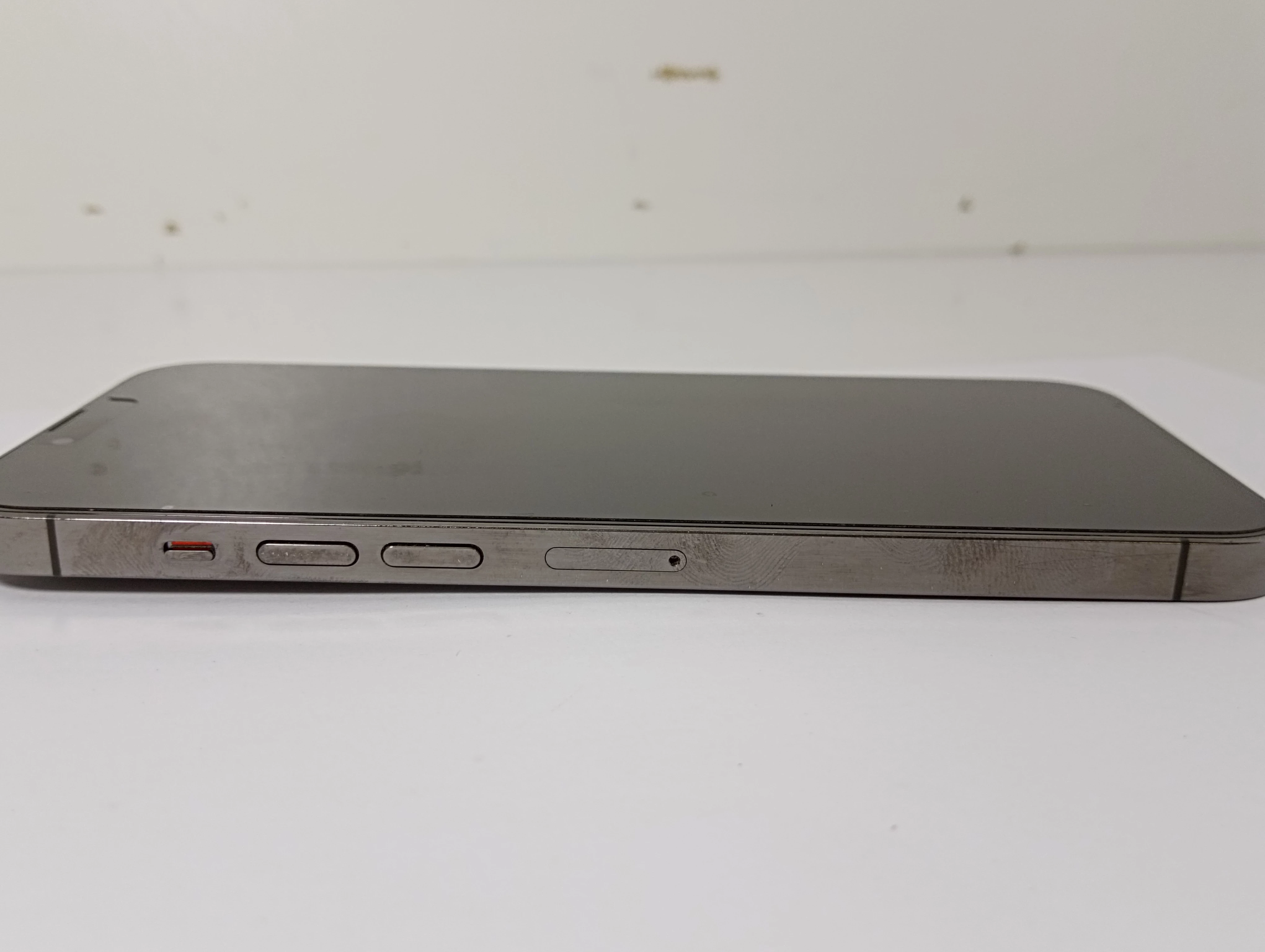 telefon-iphone-13-pro-max-komunikacja-bluetooth