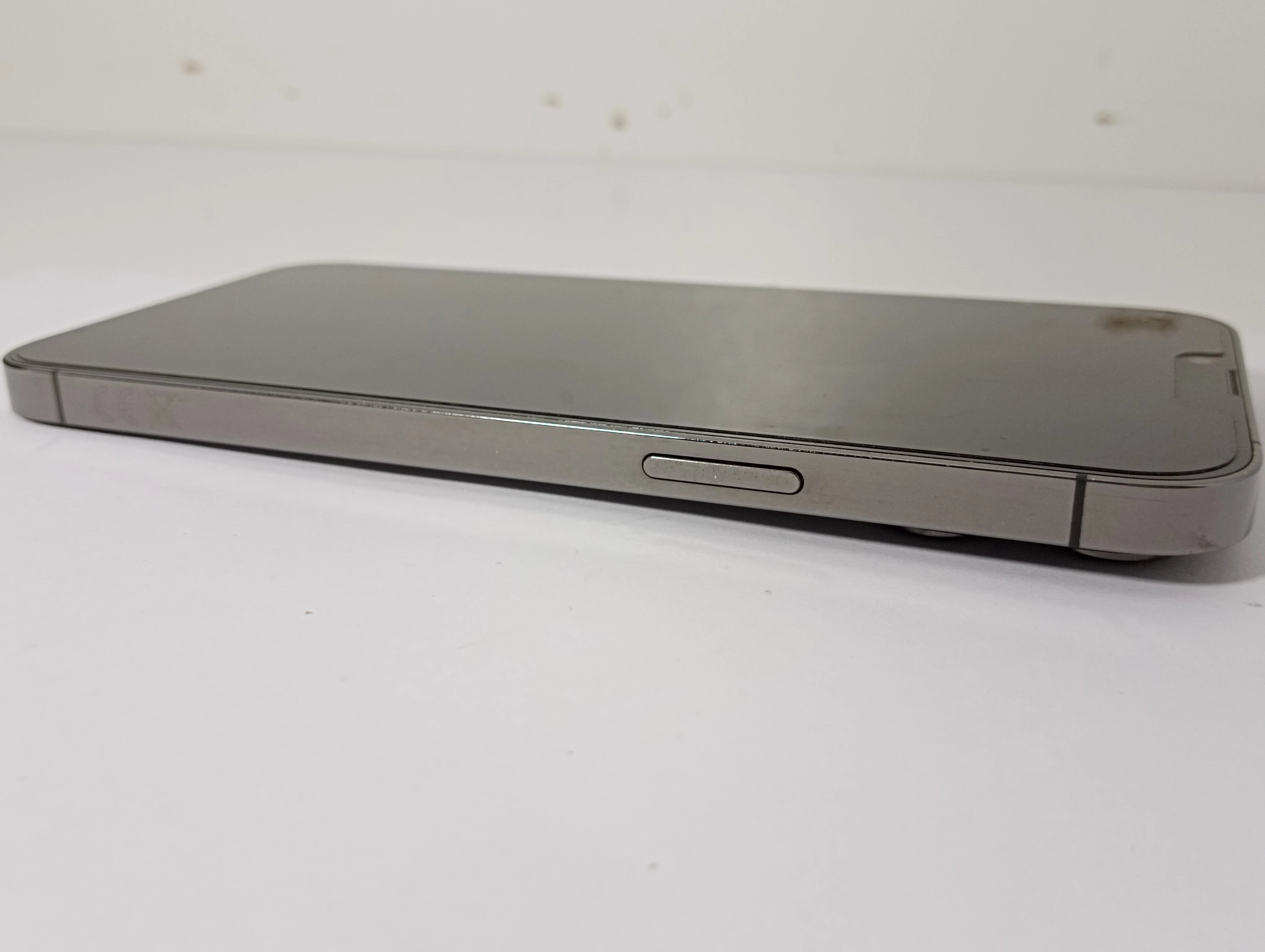 telefon-iphone-13-pro-max-opcje-sim-dual-sim-sim-esim