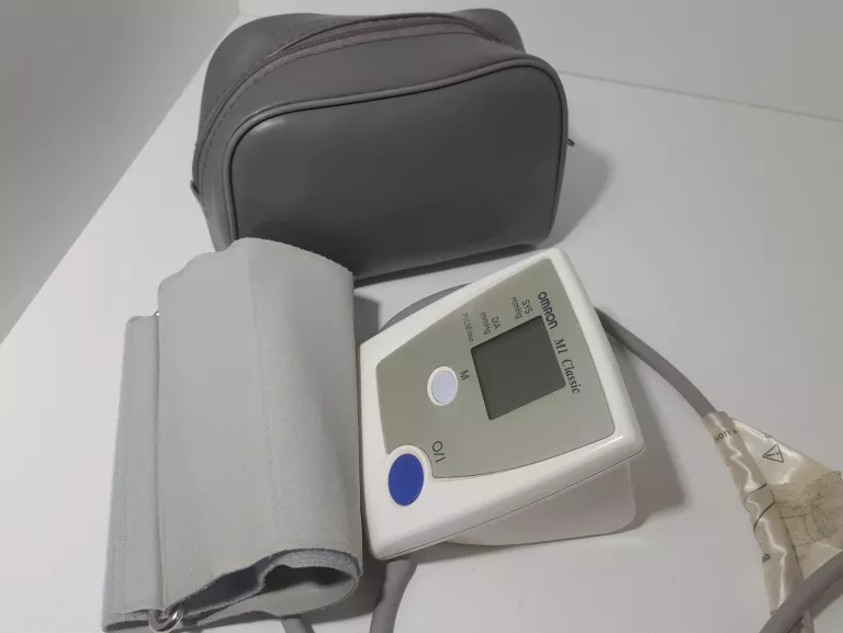 cisnieniomierz-naramienny-omron-m1-classic-etui-rodzaj-209398-239006