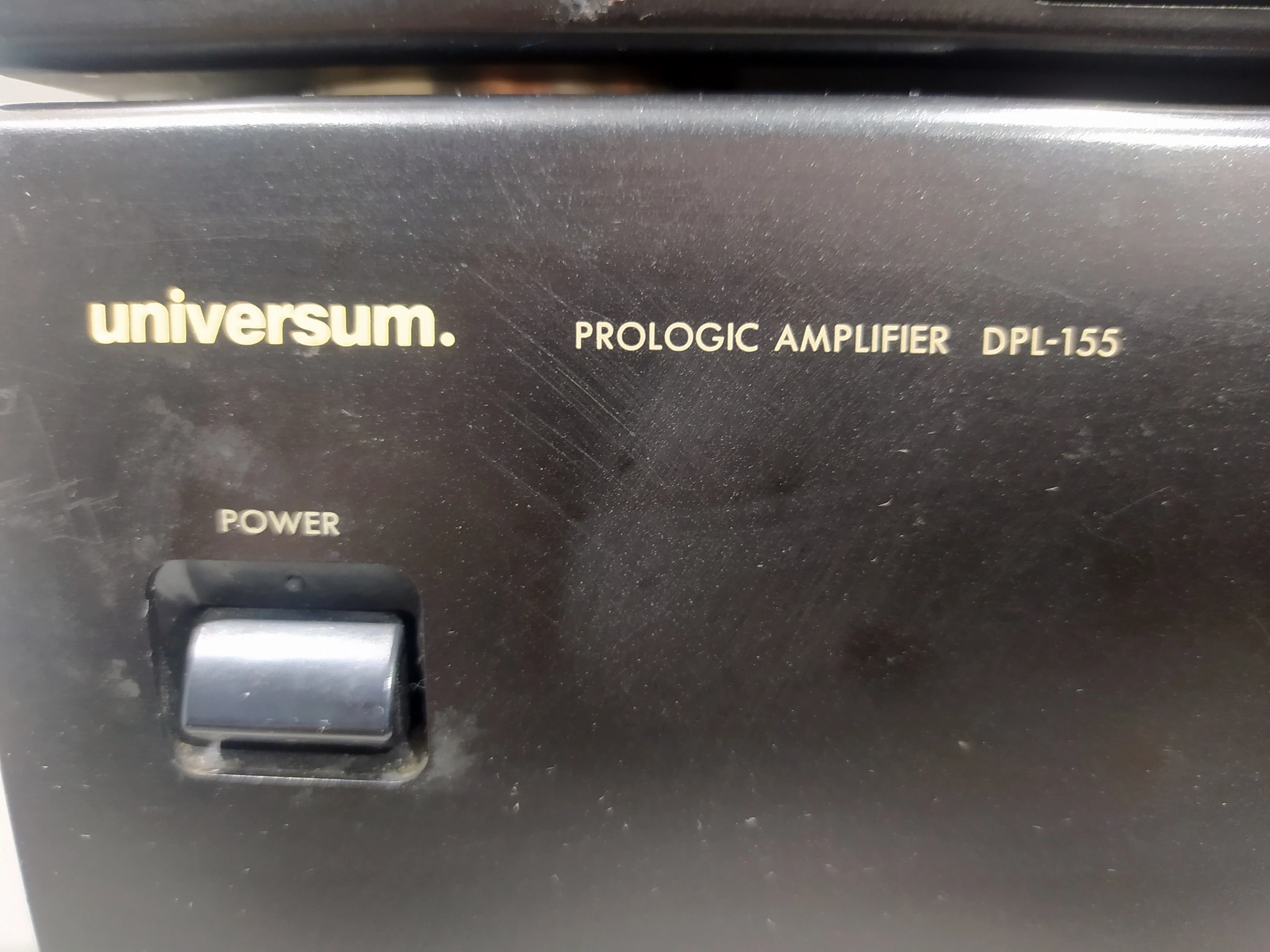 wieza-uniwersum-kolor-czarny