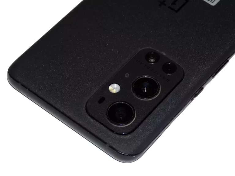 TELEFON ONEPLUS 9 PRO 5G 12GB/256GB + ETUI/PUD.