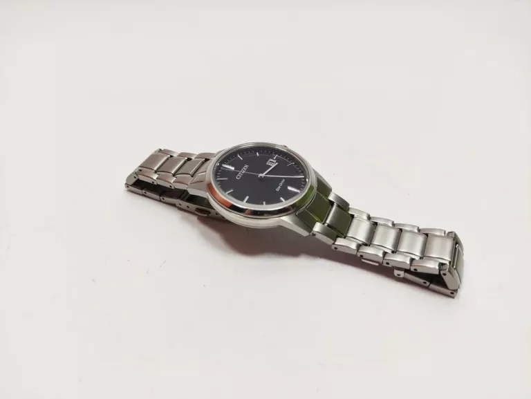ZEGAREK CITIZEN ECO-DRIVE J810-S097223