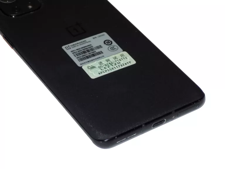 TELEFON ONEPLUS 9 PRO 5G 12GB/256GB + ETUI/PUD.