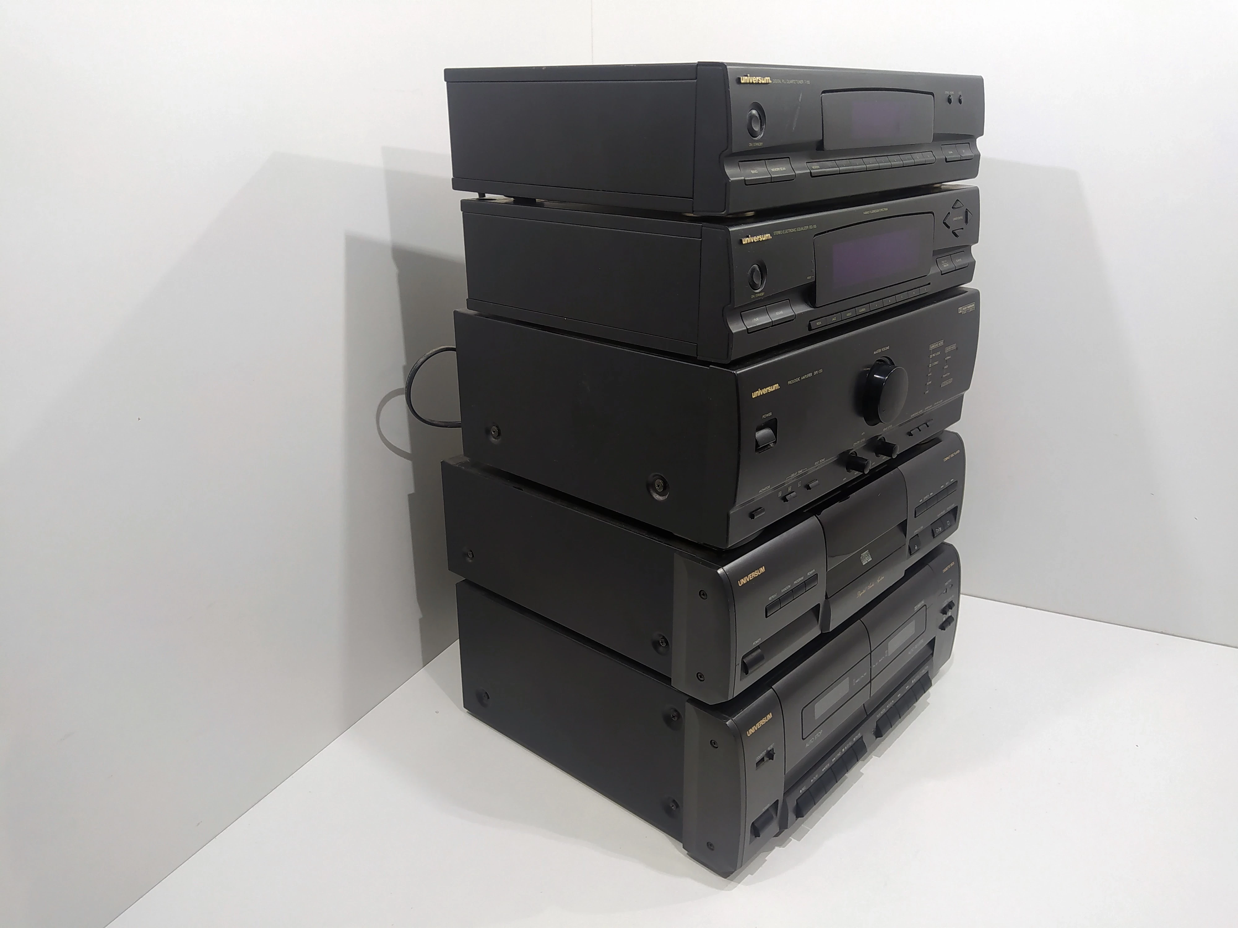 wieza-uniwersum-moc-znamionowa-rms-1