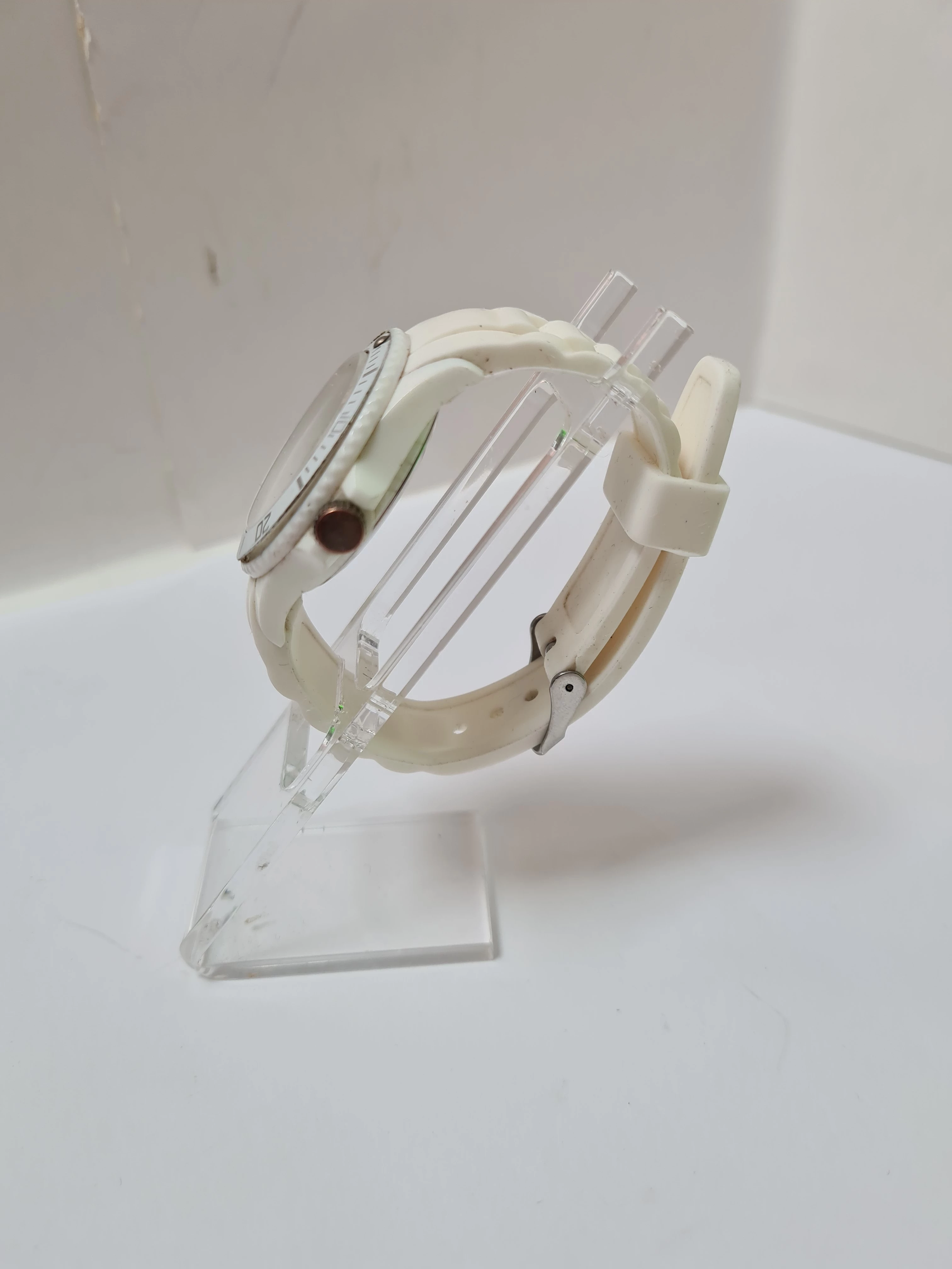 zegarek-omg-typ-nareczny