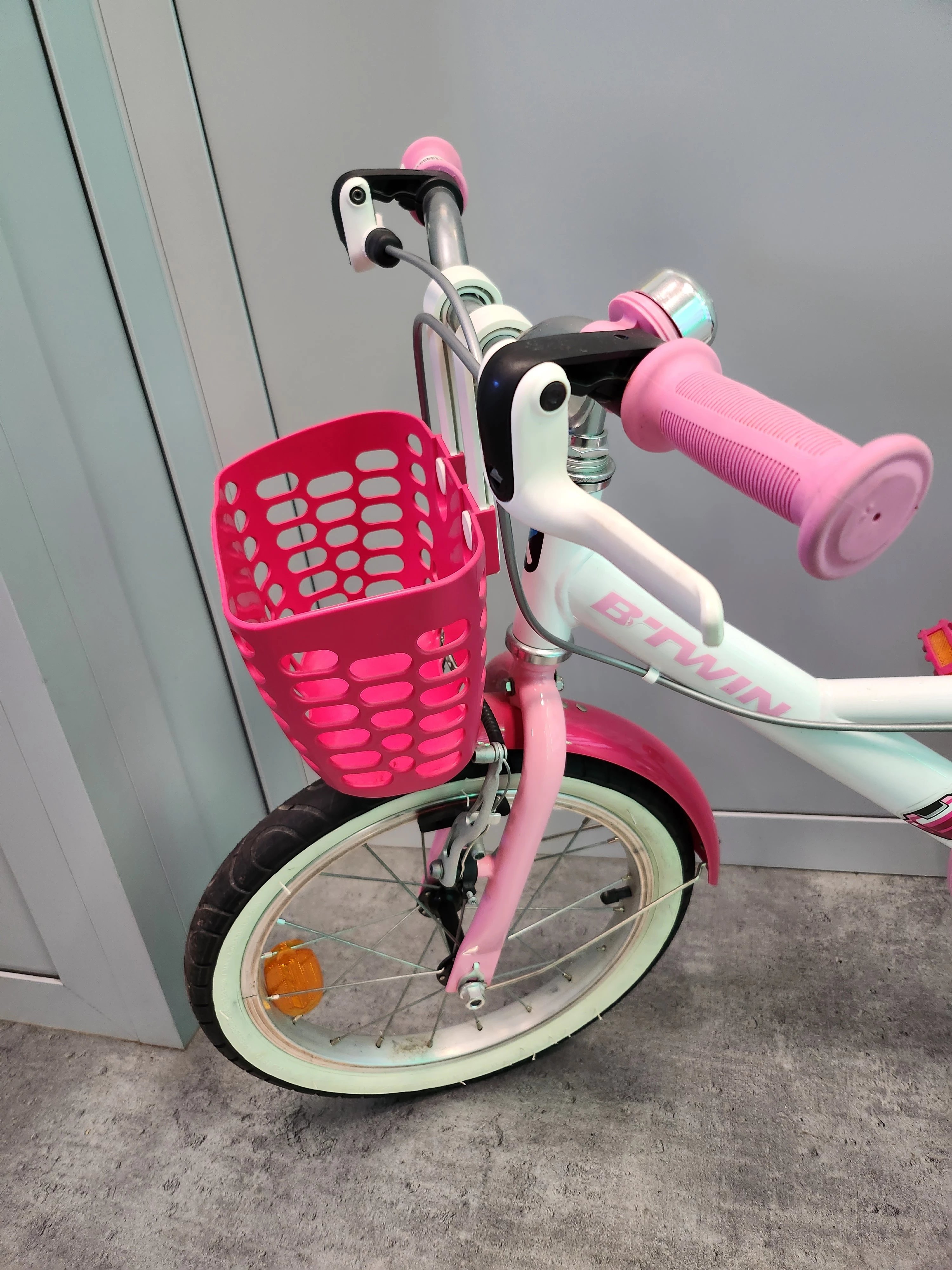 rower-dzieciecy-btwin-500-doctogirl-16-cali-material-ramy-aluminium