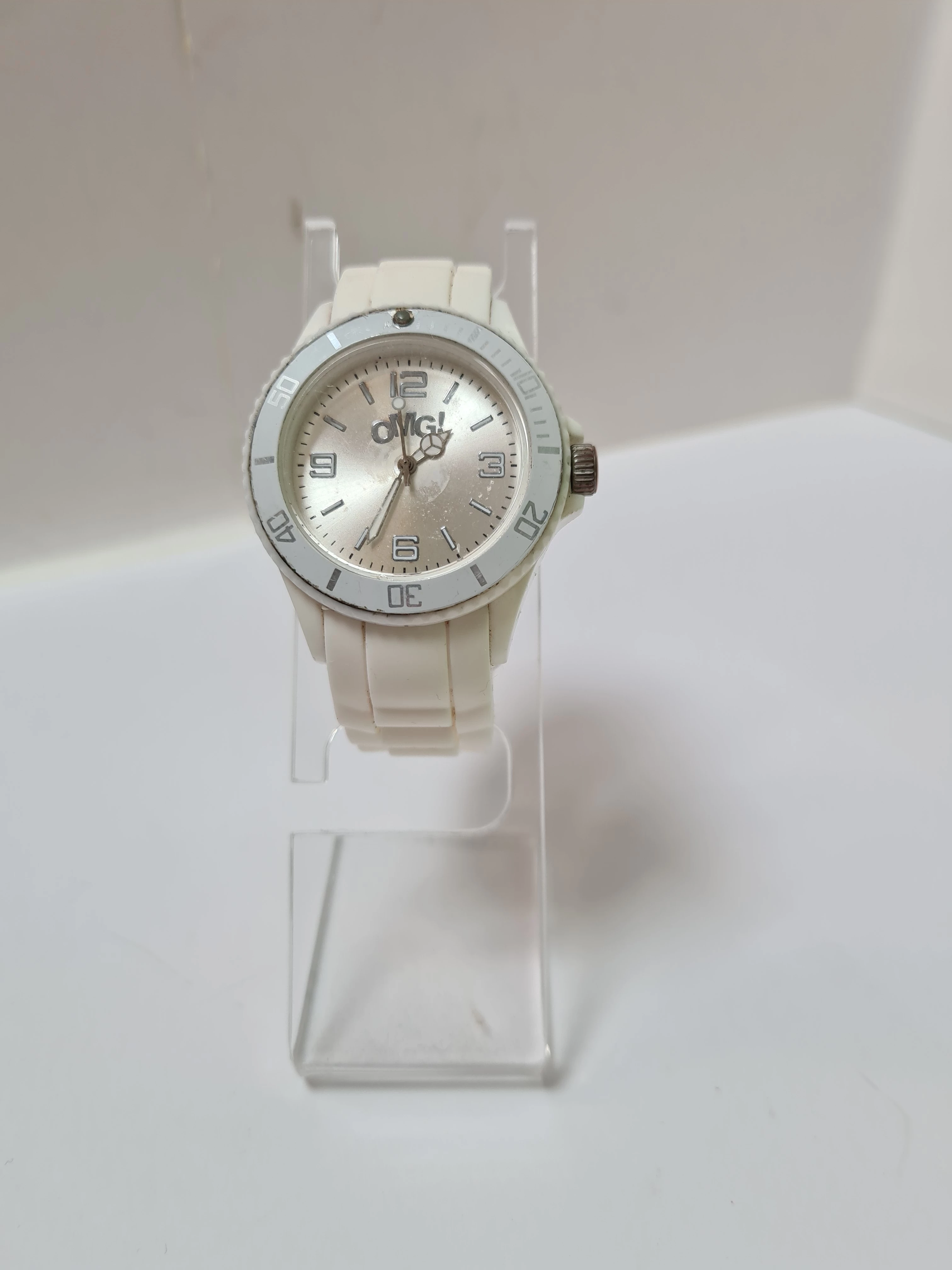 zegarek-omg-legnicka-11-chojnow