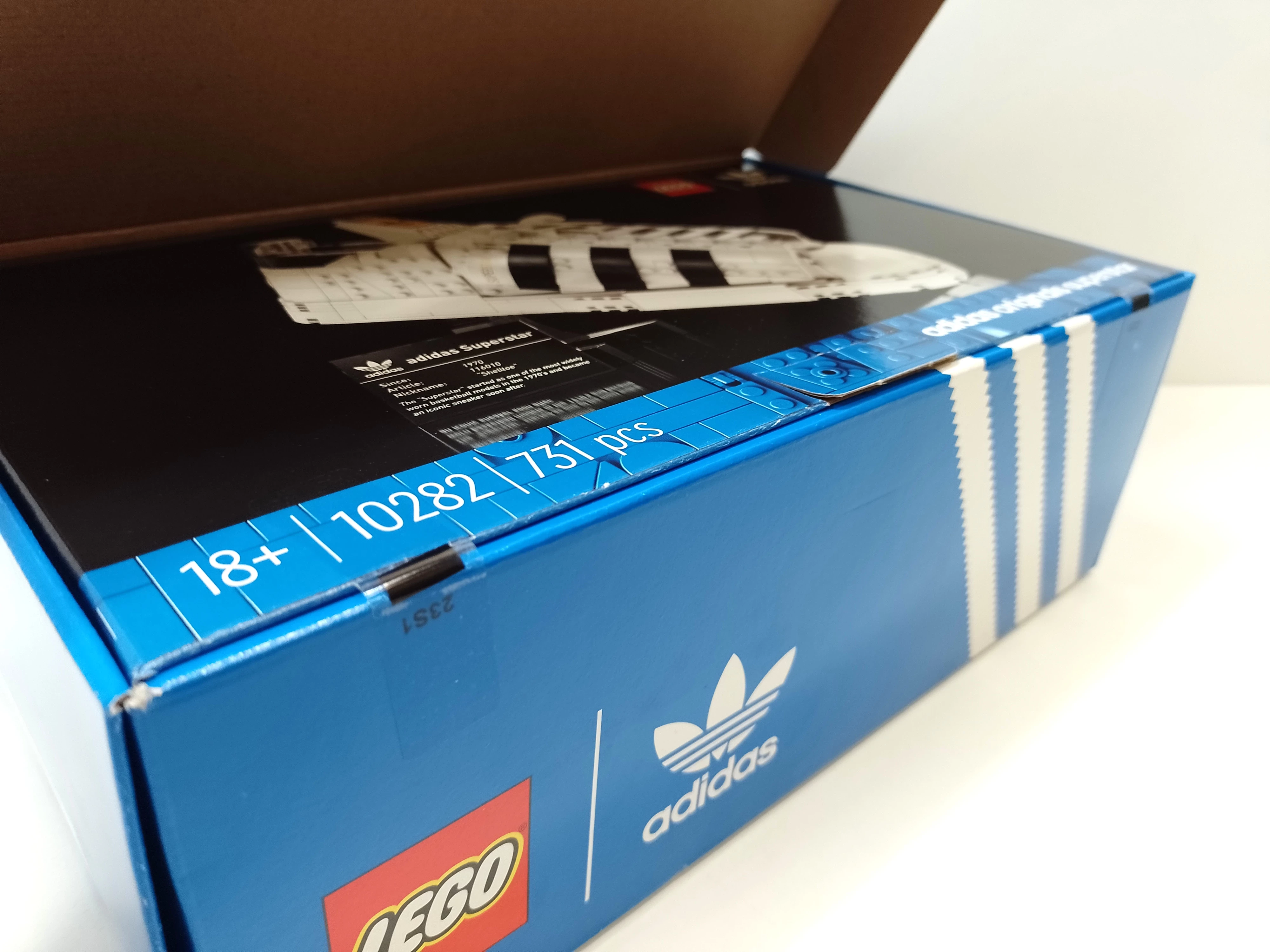 lego-icons-10282-but-adidas-originals-superstar-nazwa-zestawu-but-adidas-originals-superstar