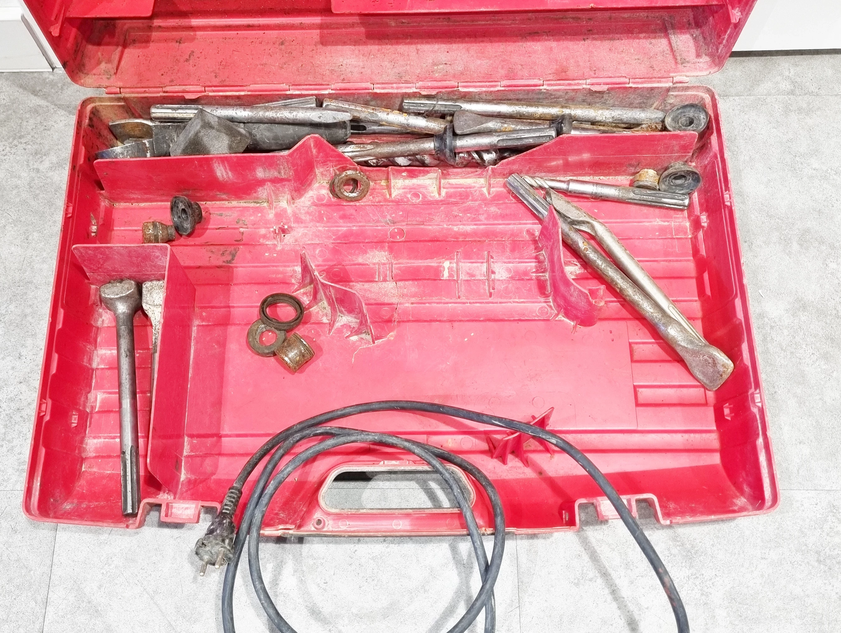 mlot-hilti-te80-sds-max-atc-typ-uchwytu-sds-max