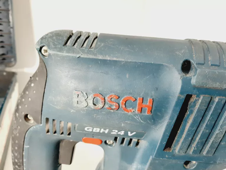 MŁOTOWIERTARKA BOSCH GBH 24 V