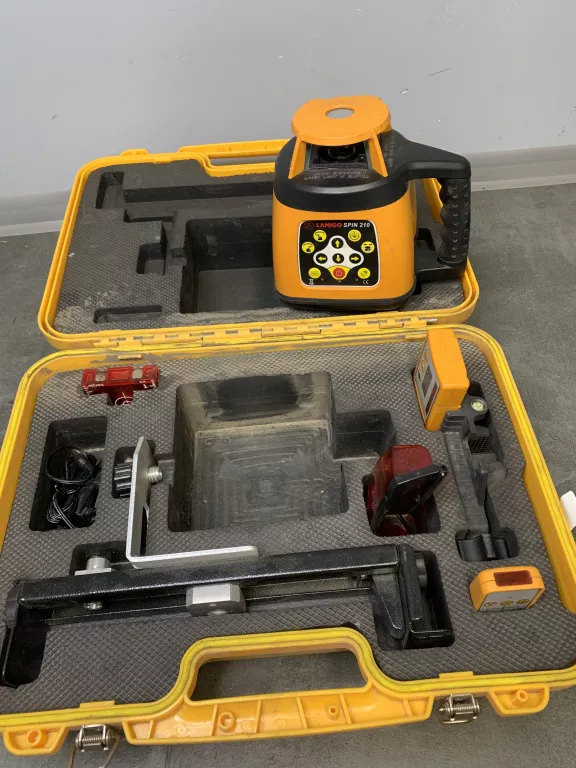 NIWELATOR LASEROWY LAMIGO SPIN 210 ZESTAW