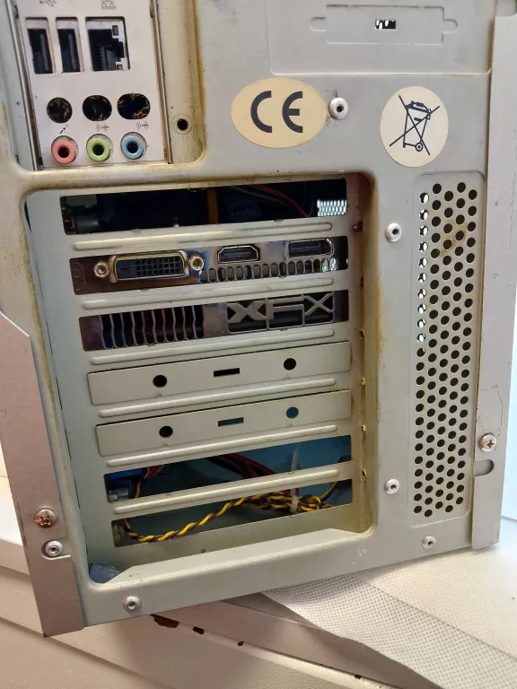 komputer-stacjonarny-win1012ram250gb500gb-taktowanie-bazowe-procesora-320