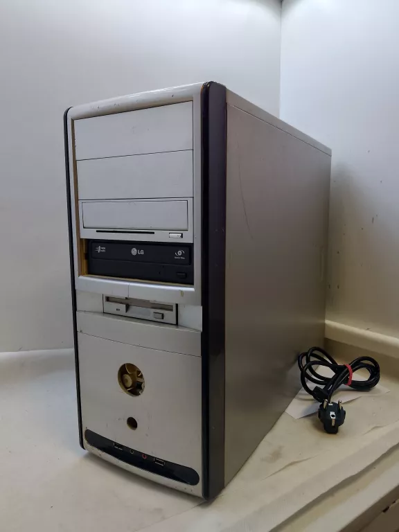 komputer-stacjonarny-win1012ram250gb500gb-noniewicza-93-suwalki-lupus-spj