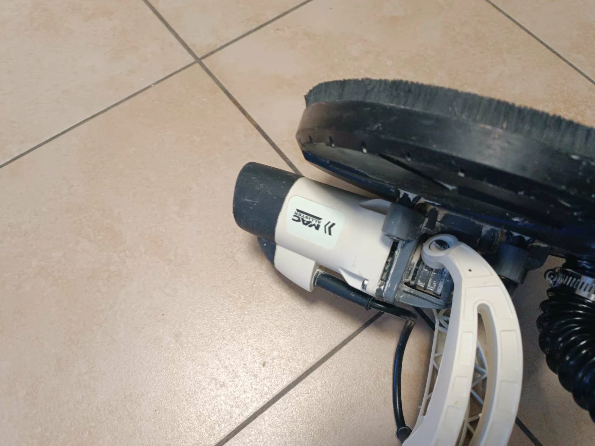 szlifierka-do-gipsu-macallister-msds600f-solo-stan-uzywany