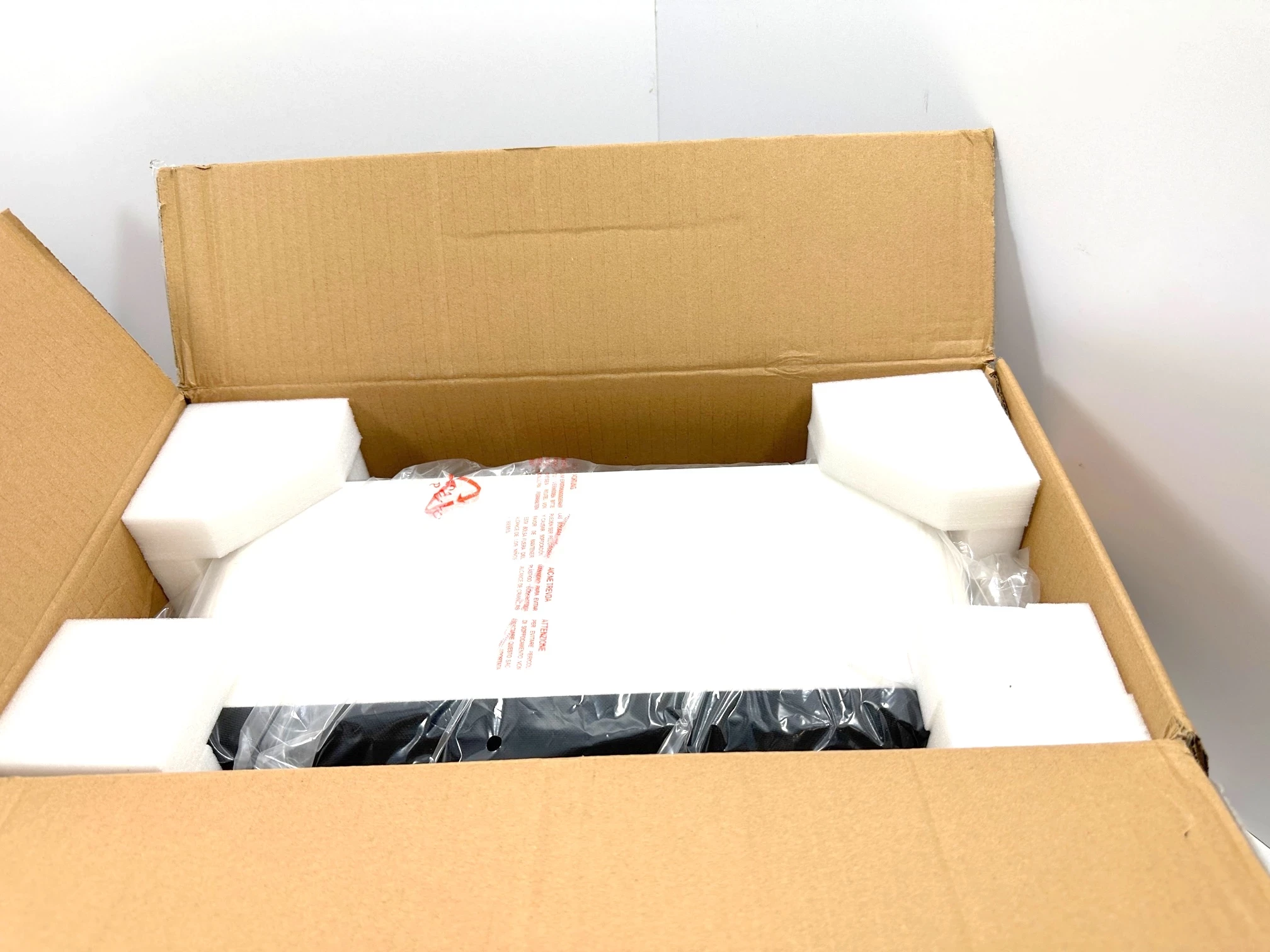 glosnik-teufel-ultima-center-40-230613001-marka-inna