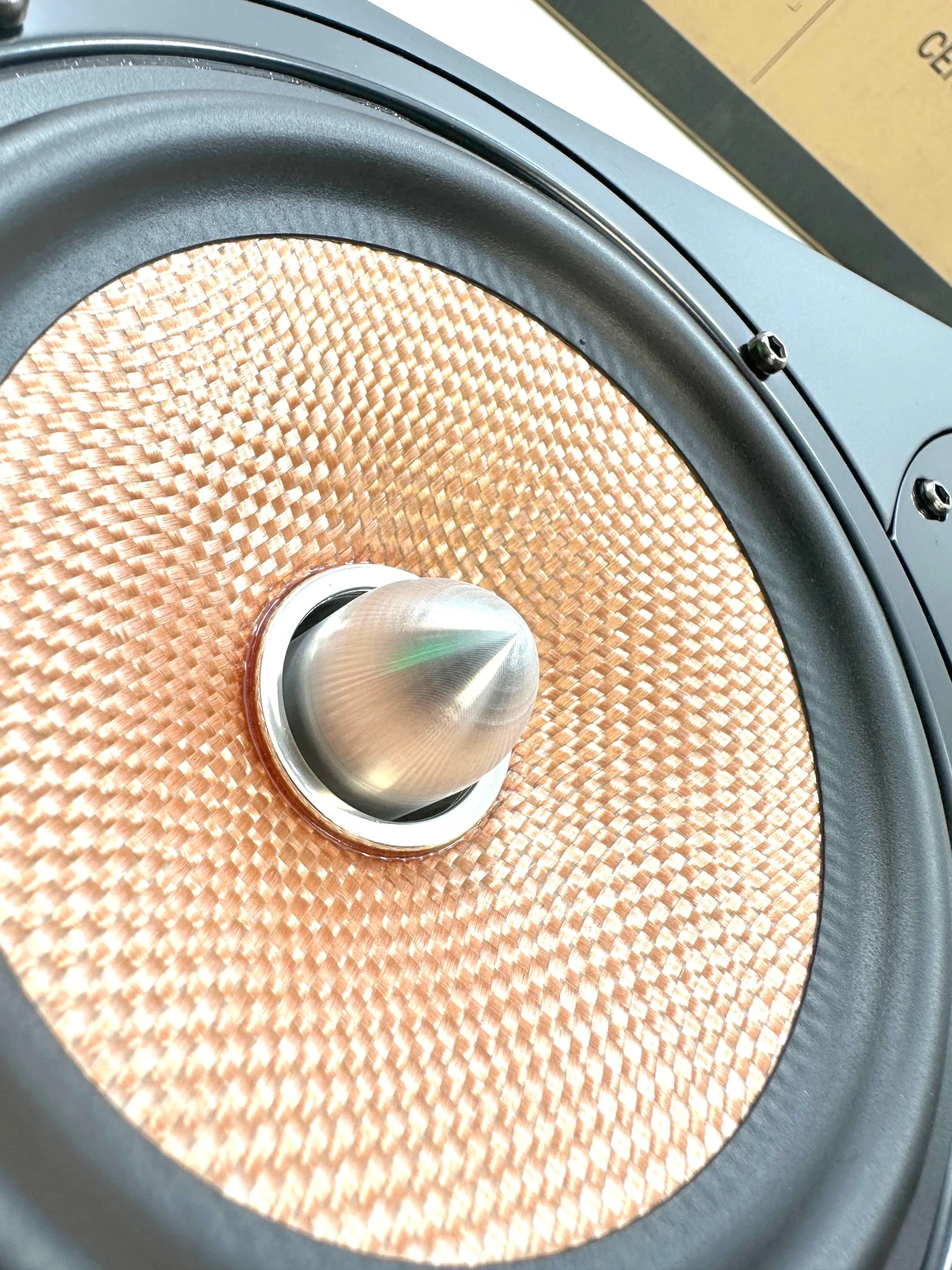 glosnik-teufel-ultima-center-40-230613001-ean-gtin-3660216006776