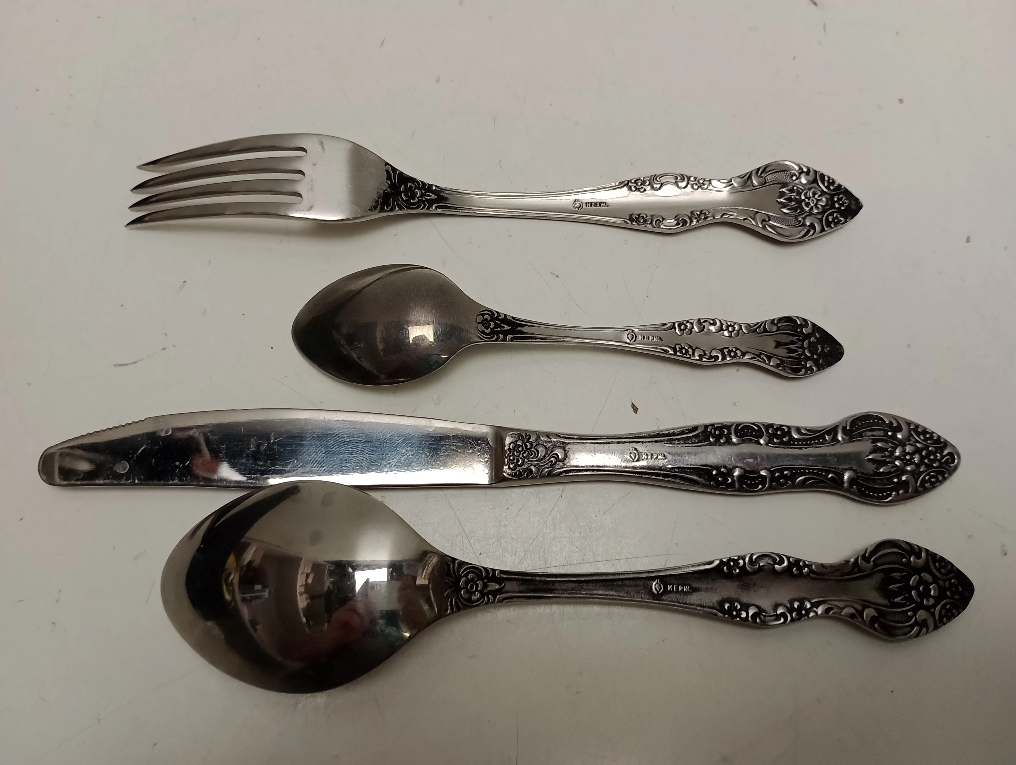 komplet-sztuccow-radzieckich-6-osob-hepx-stan-nie-wymaga-renowacji