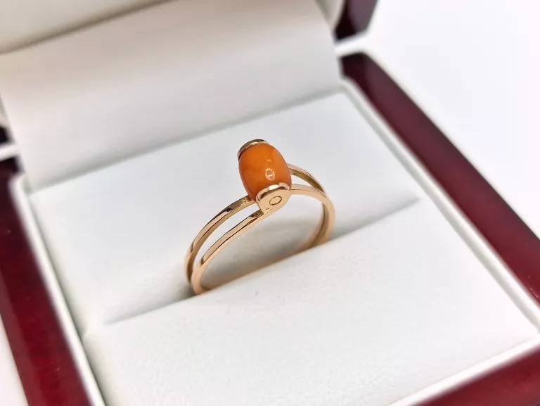 zloty-pierscionek-z-koralem-333-8k-r13-149g-kolor-dominujacy-zloty