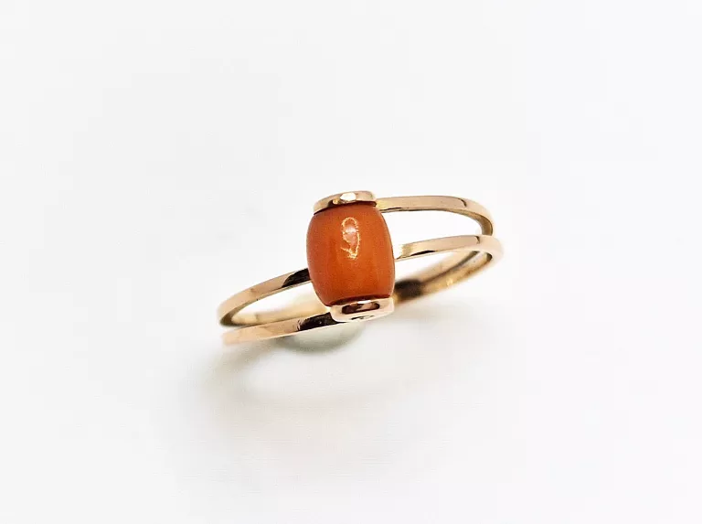 zloty-pierscionek-z-koralem-333-8k-r13-149g-waga-149