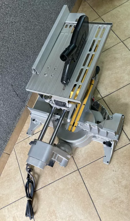 UKOŚNICA DEWALT D27112