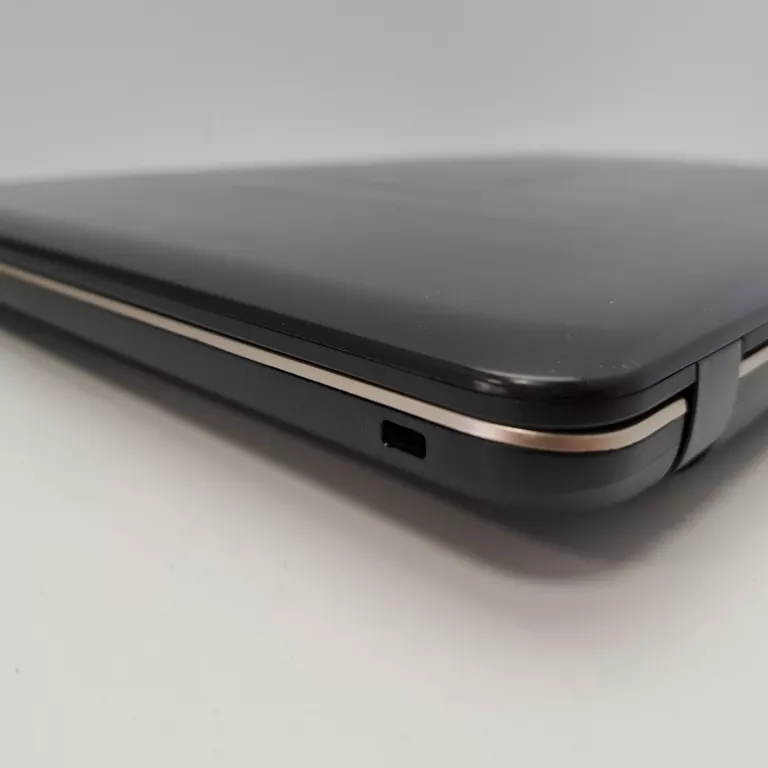 LAPTOP ASUS R540U