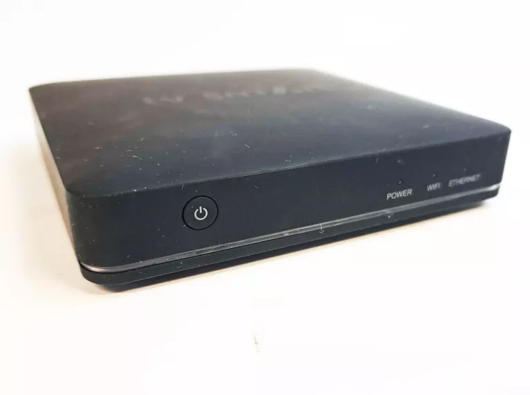 DEKODER TV SMART BOX 4 K DV8519 + PILOCIK
