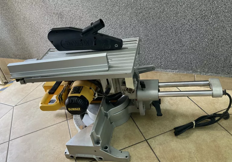 UKOŚNICA DEWALT D27112