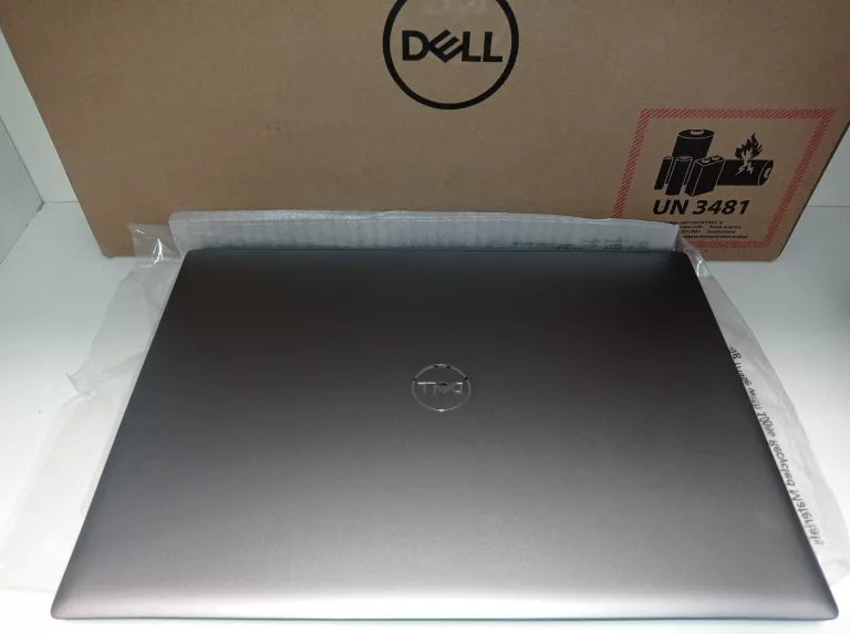 LAPTOP DELL VOSTRO 5620