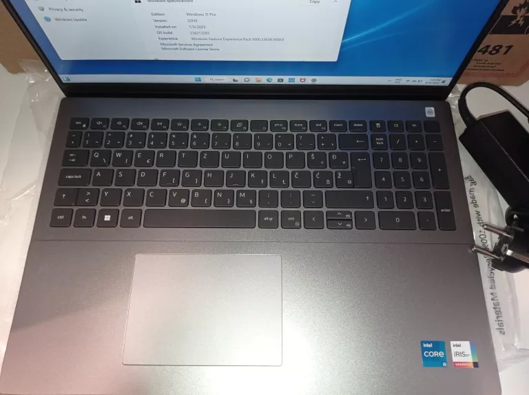 LAPTOP DELL VOSTRO 5620