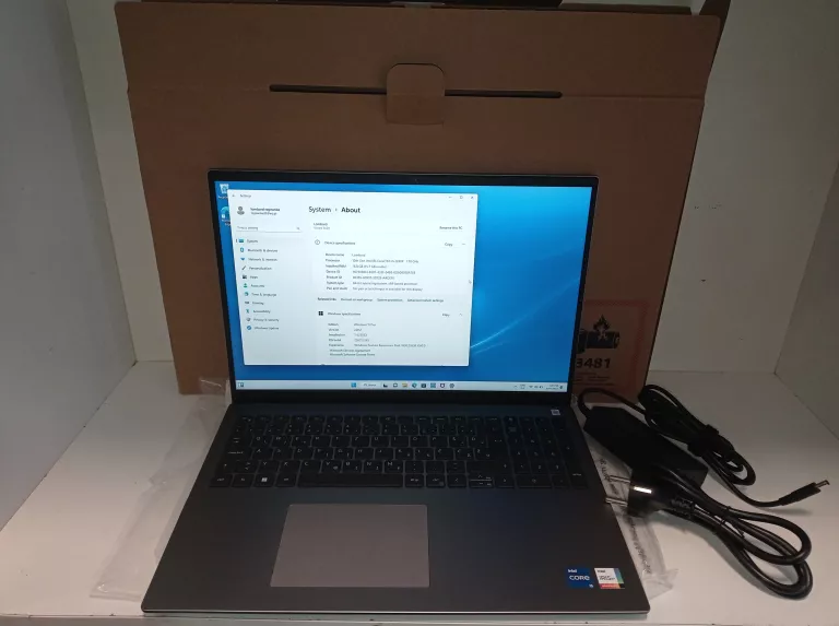 LAPTOP DELL VOSTRO 5620