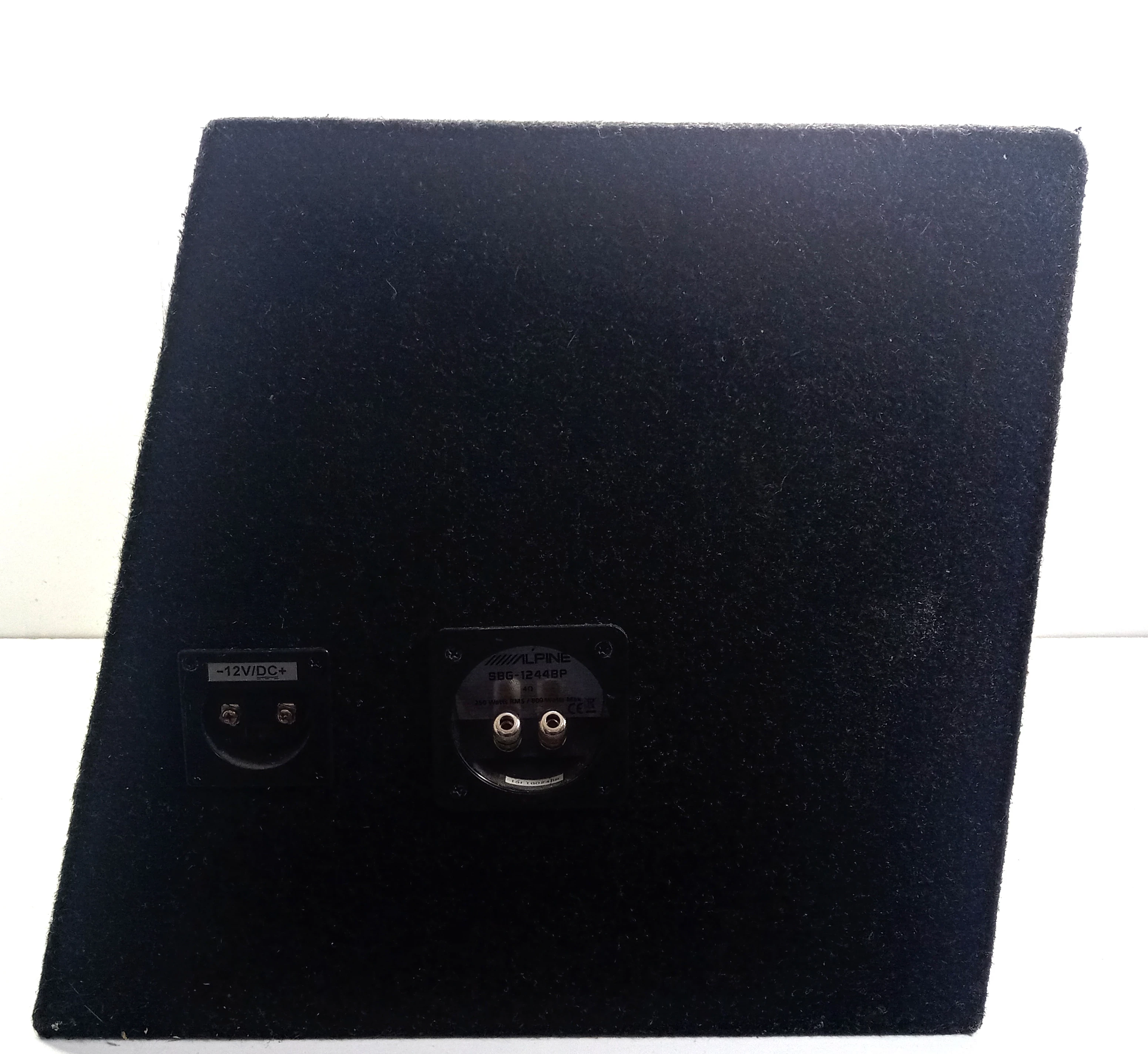 tuba-samochodowa-alpine-swg-1244-12-cali-kod-producenta-alpine-swg-1244