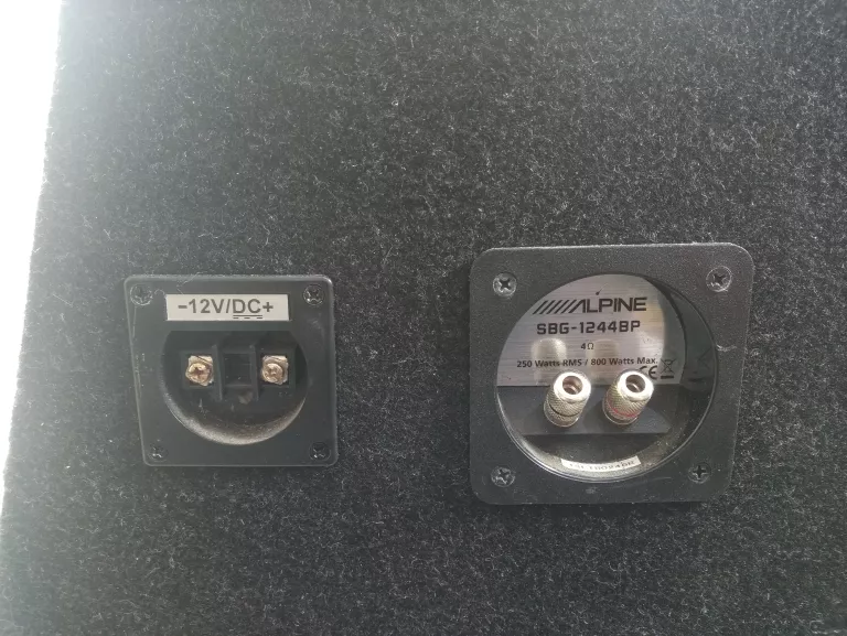 tuba-samochodowa-alpine-swg-1244-12-cali-marka-alpine